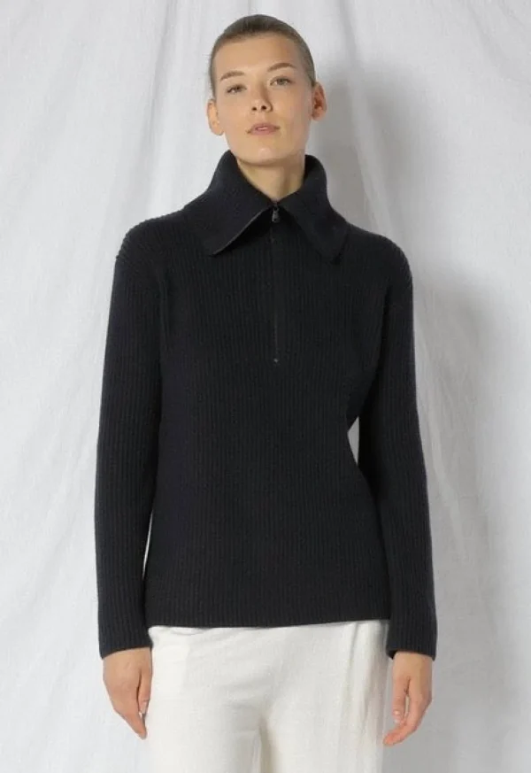 Hot Sminfinity Pullover Night