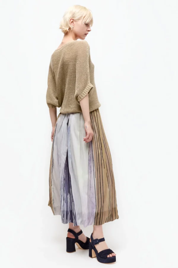 Discount Talking Walls Rock Lily Purple Haze