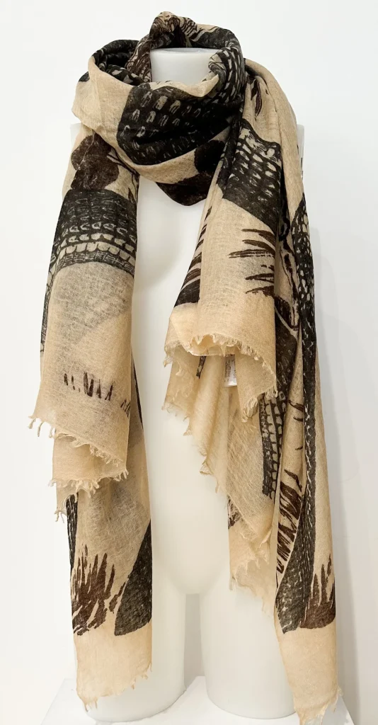 New Friendly Hunting Schal Felted Stole