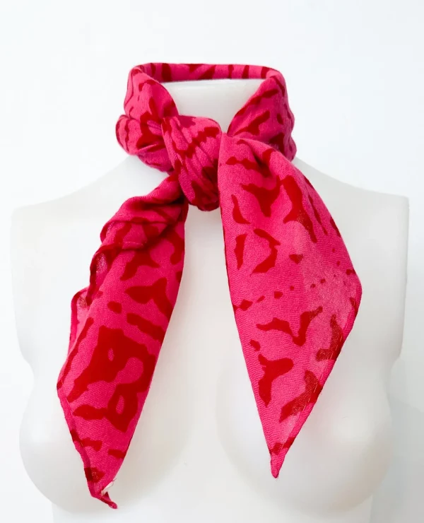 Online Friendly Hunting Tuch Midicube